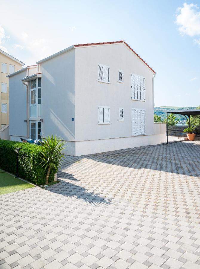 Vdl Apartments Трогір Екстер'єр фото